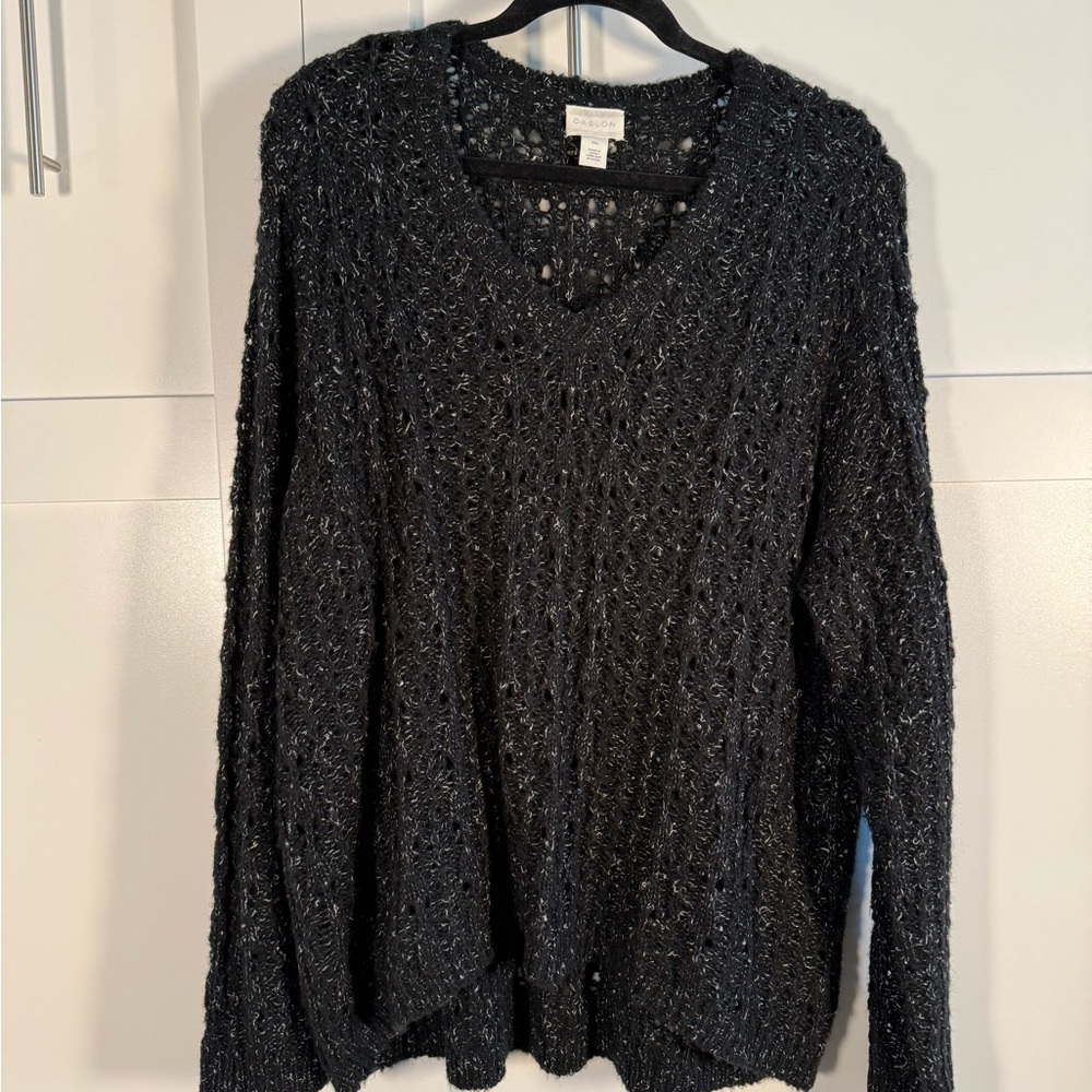 Caslon Textured Black V-Neck Sweater